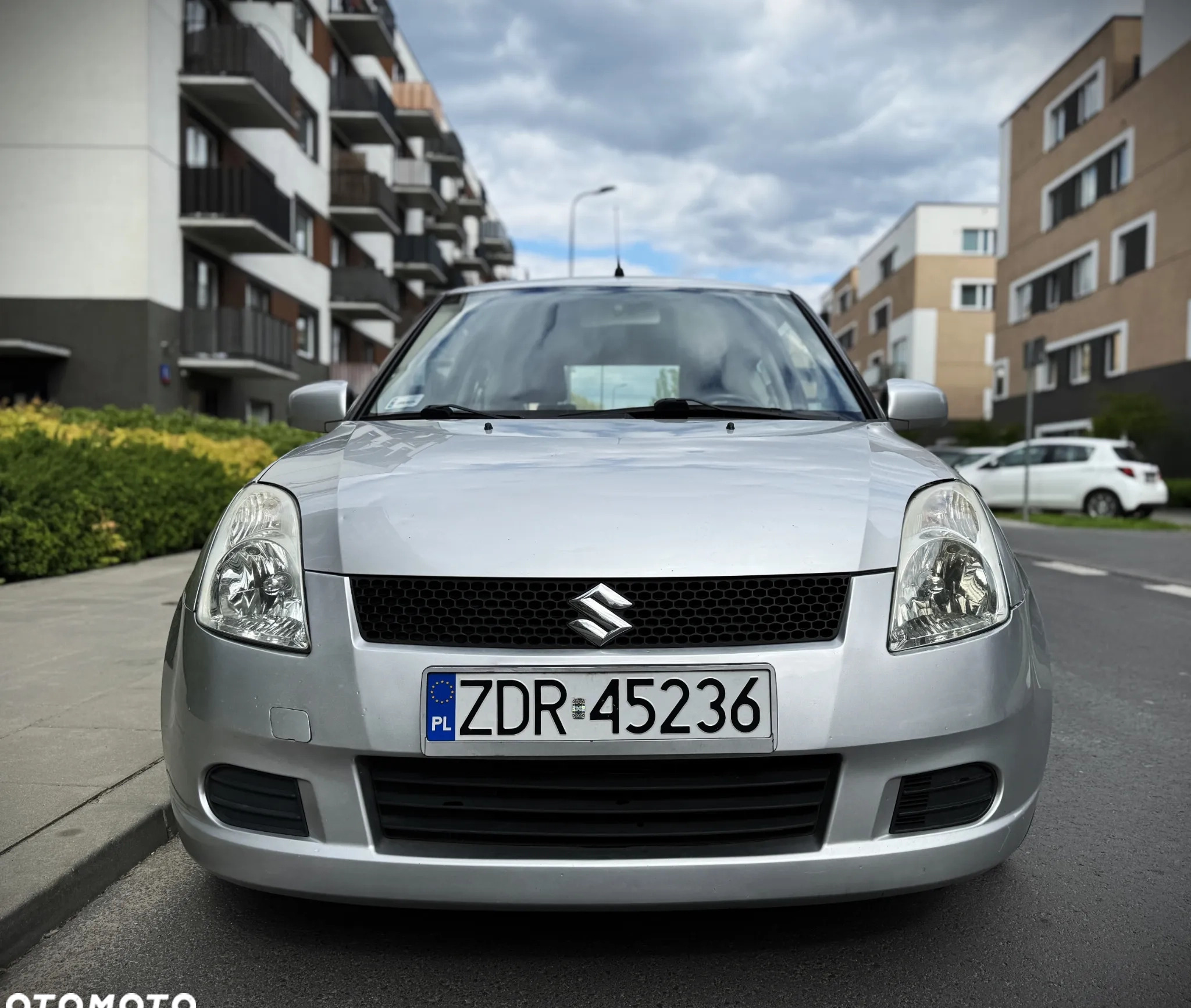 Suzuki Swift cena 14999 przebieg: 229000, rok produkcji 2005 z Warszawa małe 326